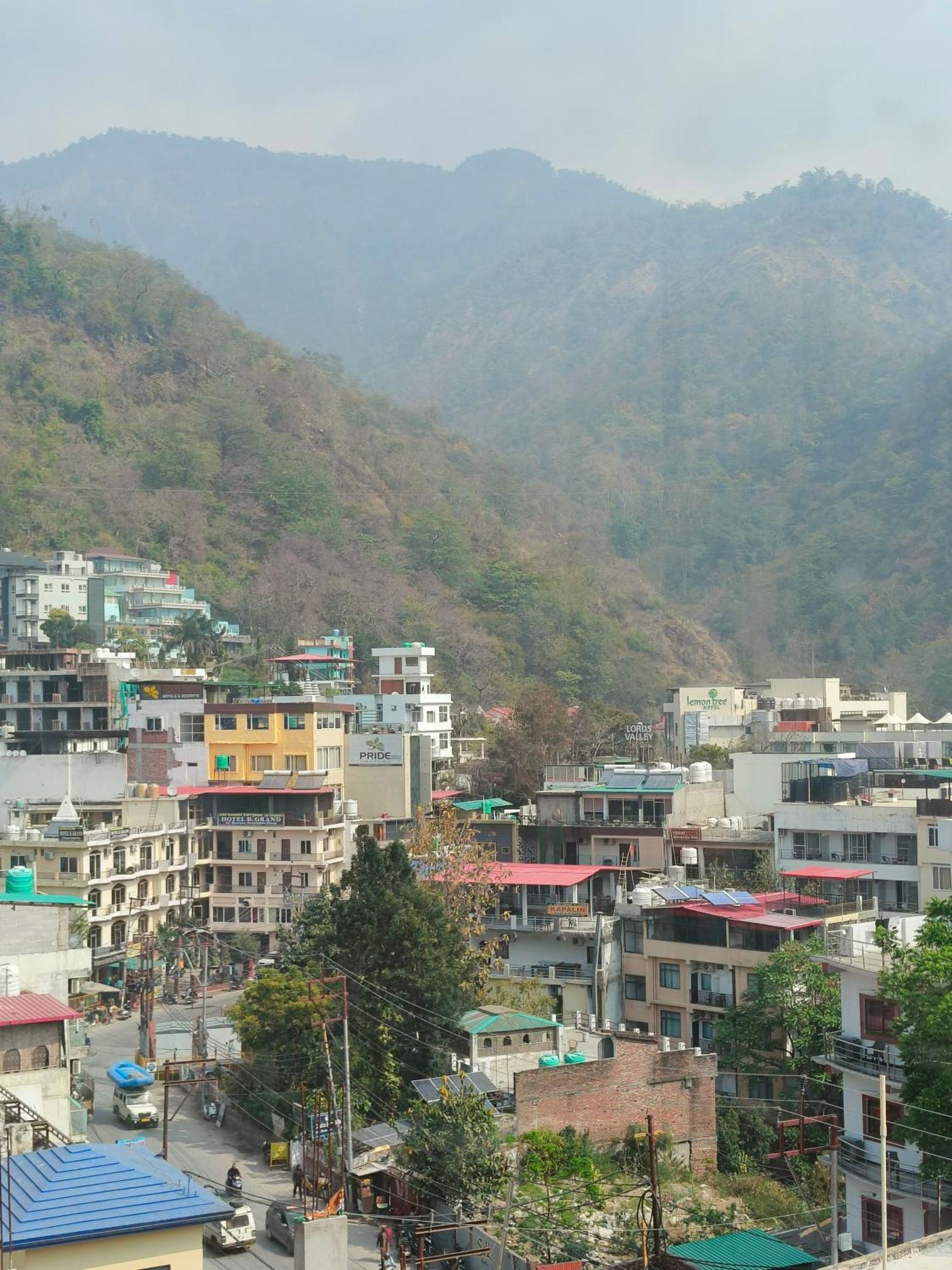 Hotel The Mountain View Rishikesh Exterior photo